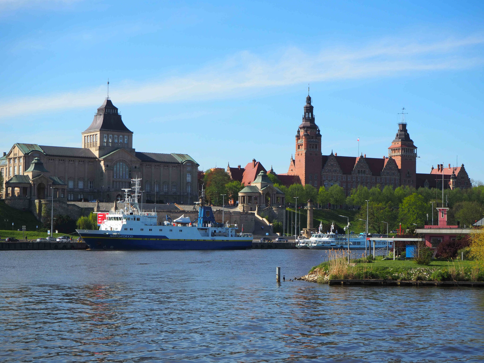 https://www.northguide.pl/rejsy-ze-szczecina-z-przewodnikiem